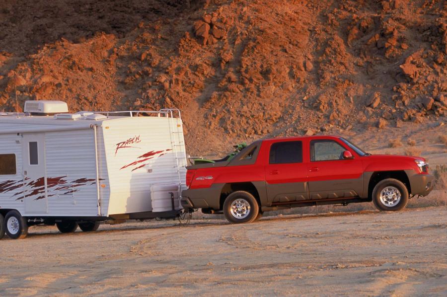  Chevrolet Avalanche 2002 года  (фото 17 из 93)